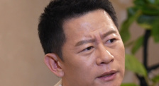 天天av天天翘天天综合网